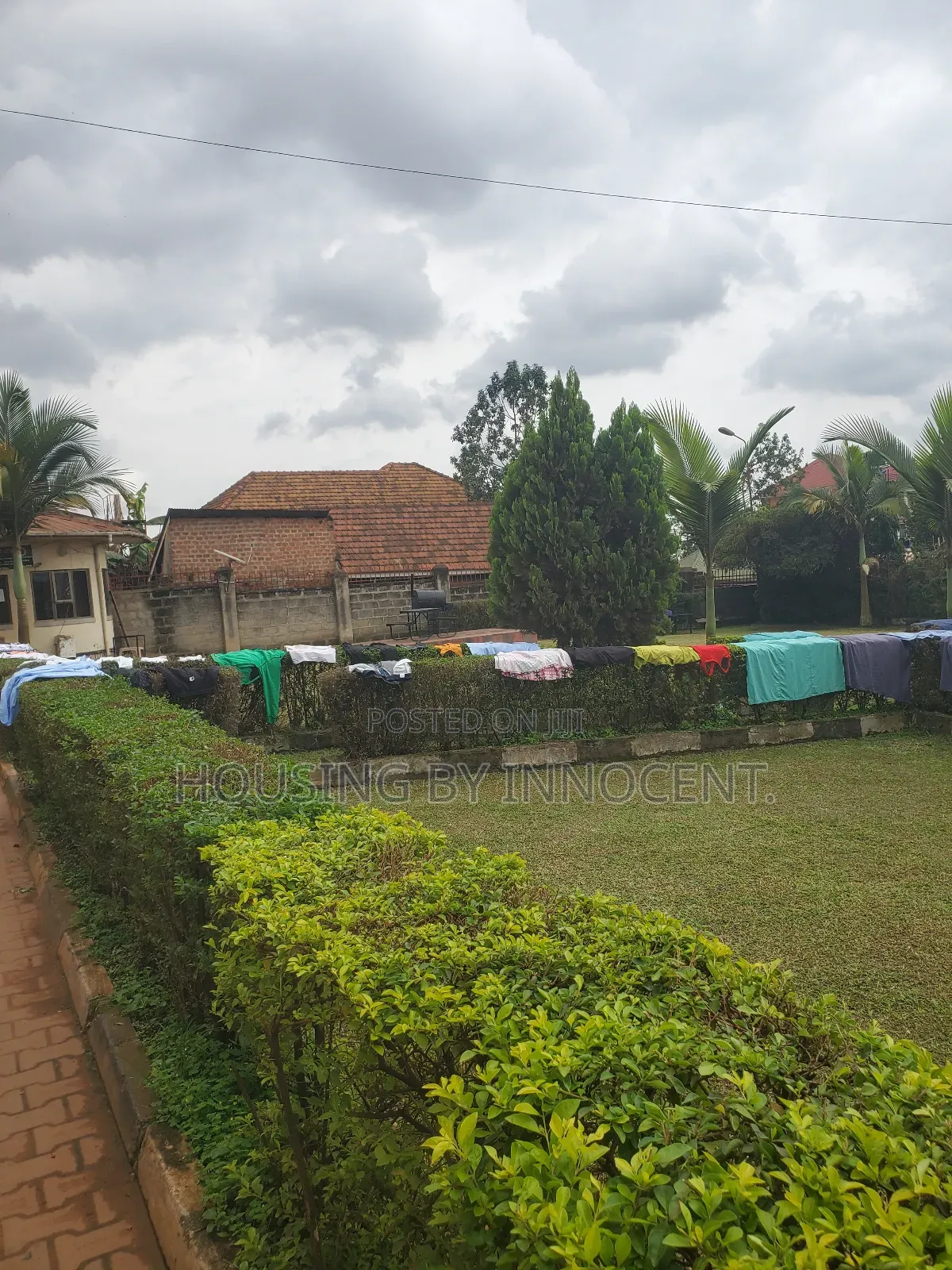 20bdrm Mansion in Nansana Kukasawe, Central Division for rent