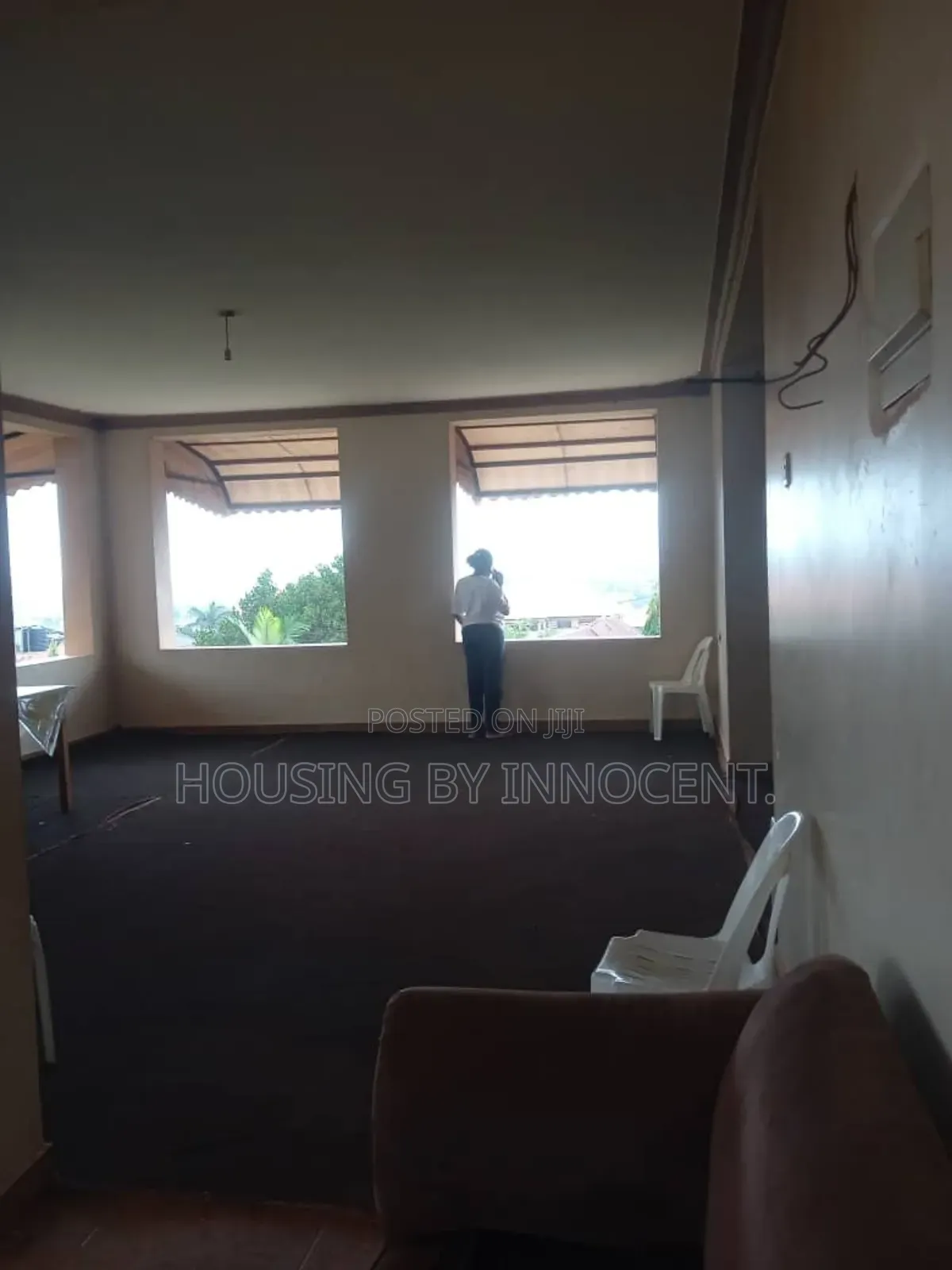 20bdrm Mansion in Nansana Kukasawe, Central Division for rent