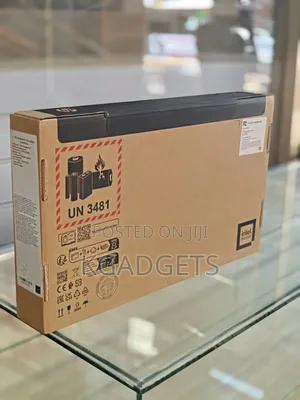 New Laptop HP OmniBook 5 Flip 16GB Intel Core Ultra 7 SSD 512GB