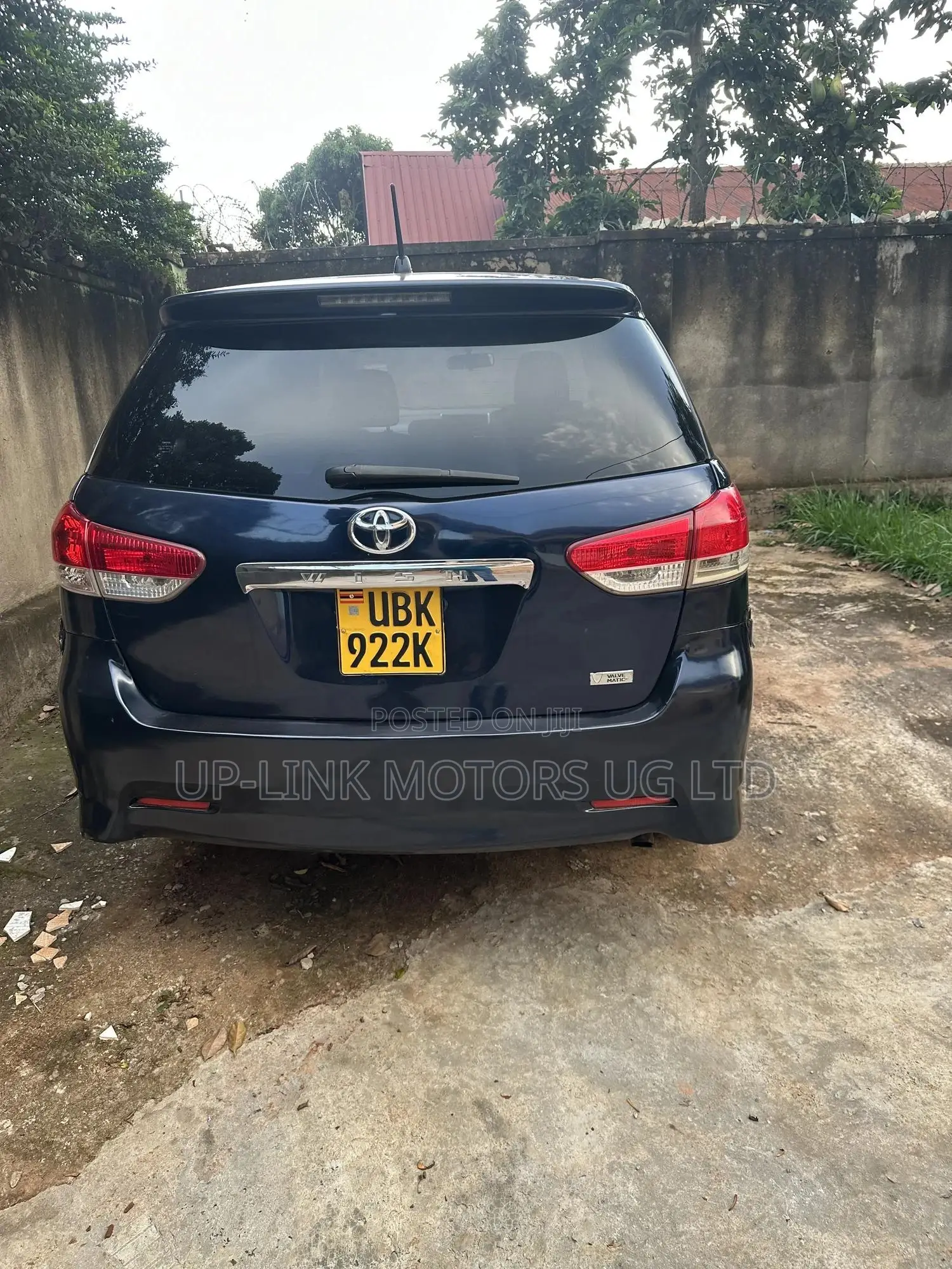 Toyota Wish 2010 Blue