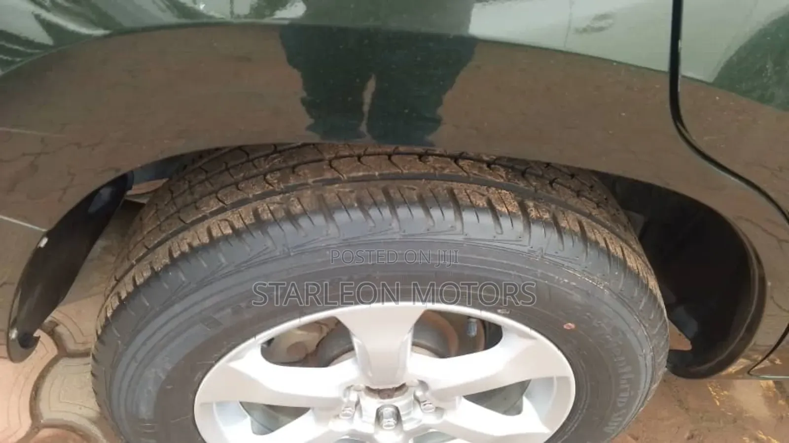 Toyota Vanguard 2012 Green