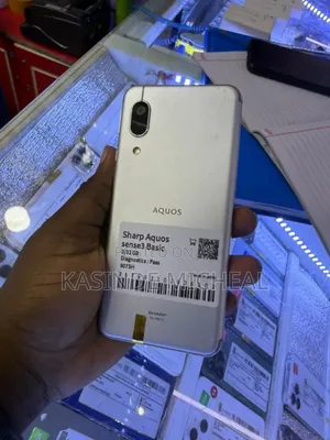 Sharp Aquos Sense 3 Basic SHV48 32 GB White