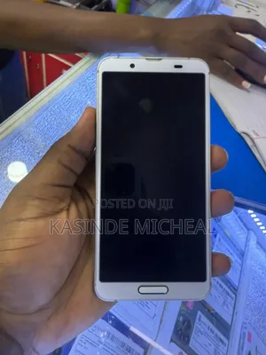 Sharp Aquos Sense 3 Basic SHV48 32 GB White