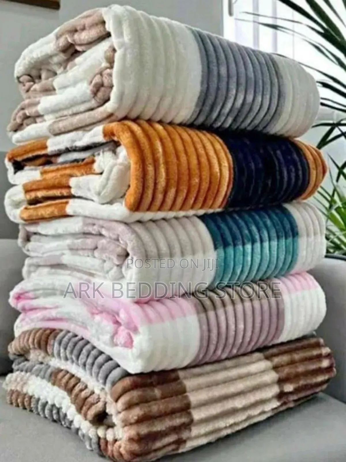 Mixed Color Fleece Blanket