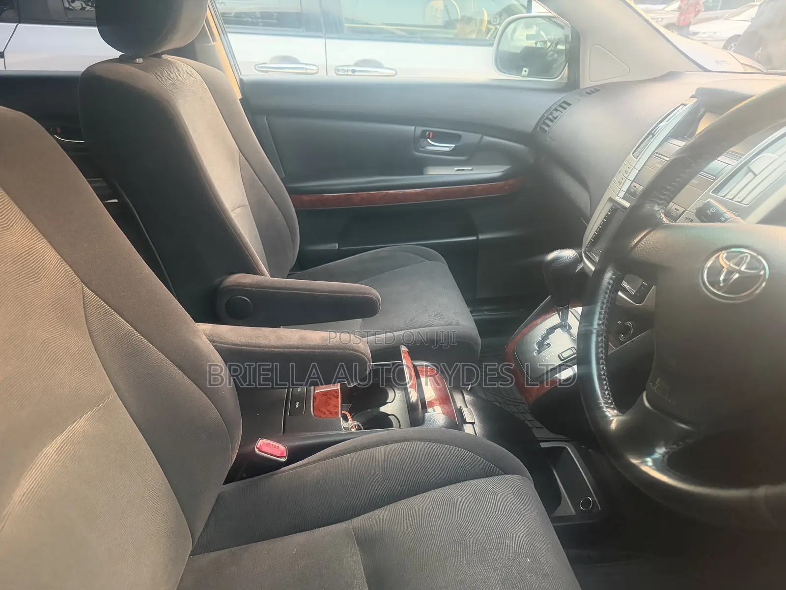 Toyota Harrier 2009 White