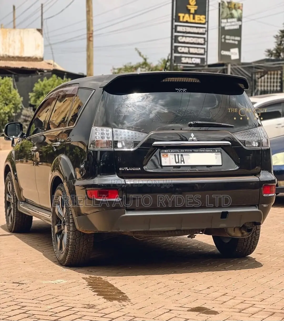 Mitsubishi Outlander 2012 Black