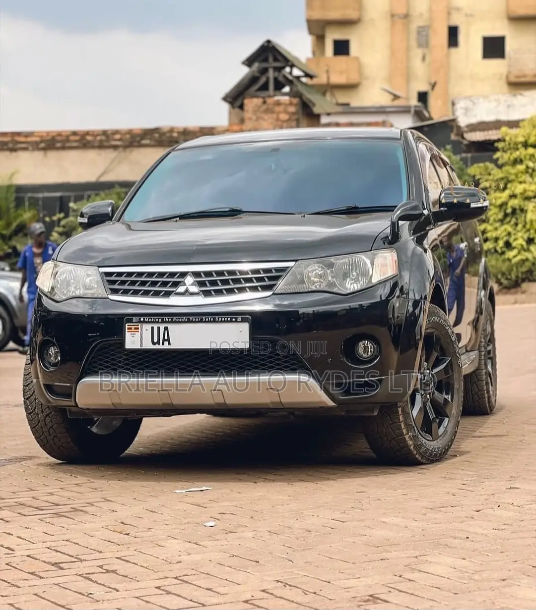 Mitsubishi Outlander 2012 Black