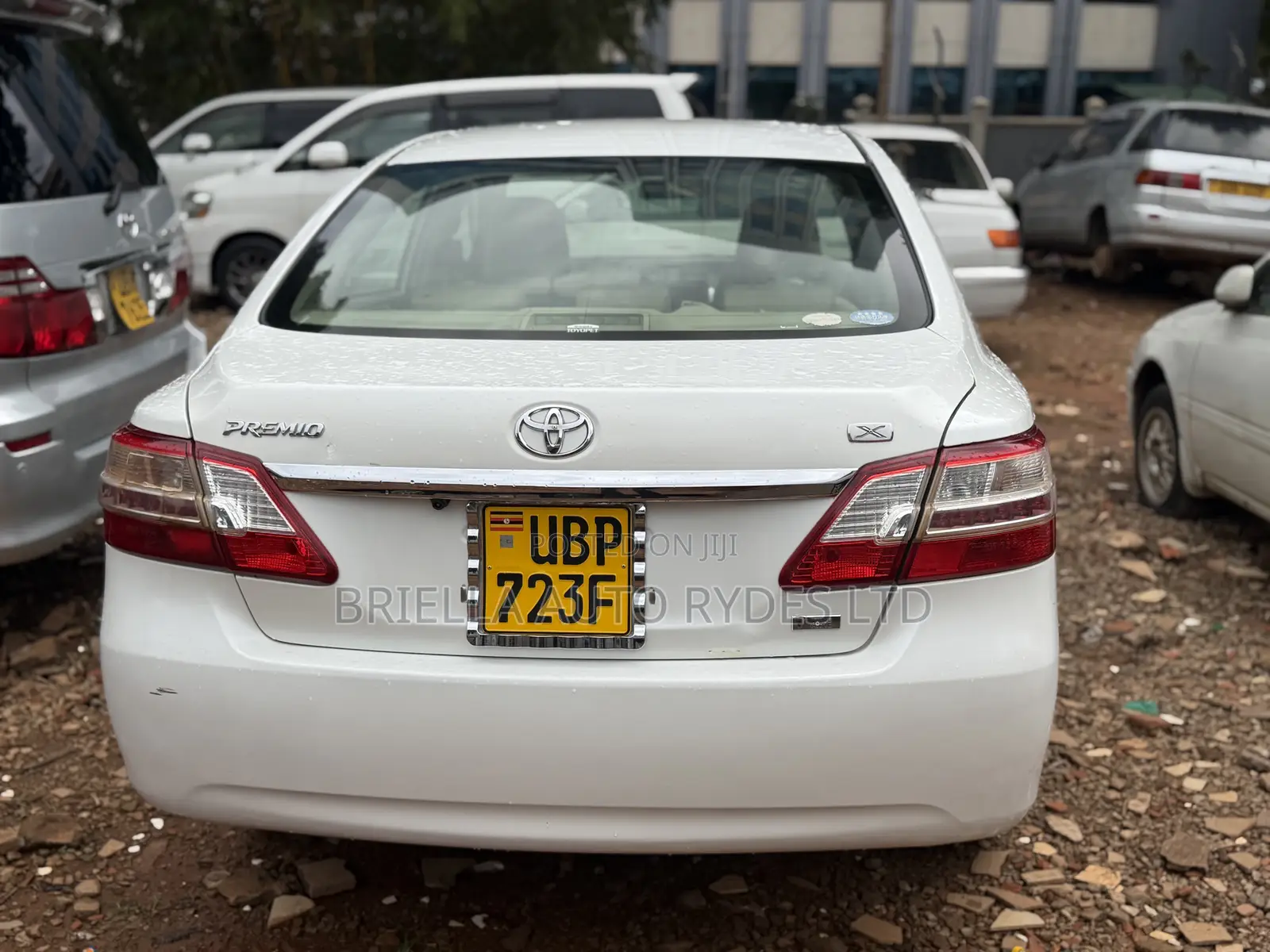 Toyota Premio 2011 White