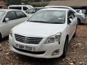 Toyota Premio 2011 White
