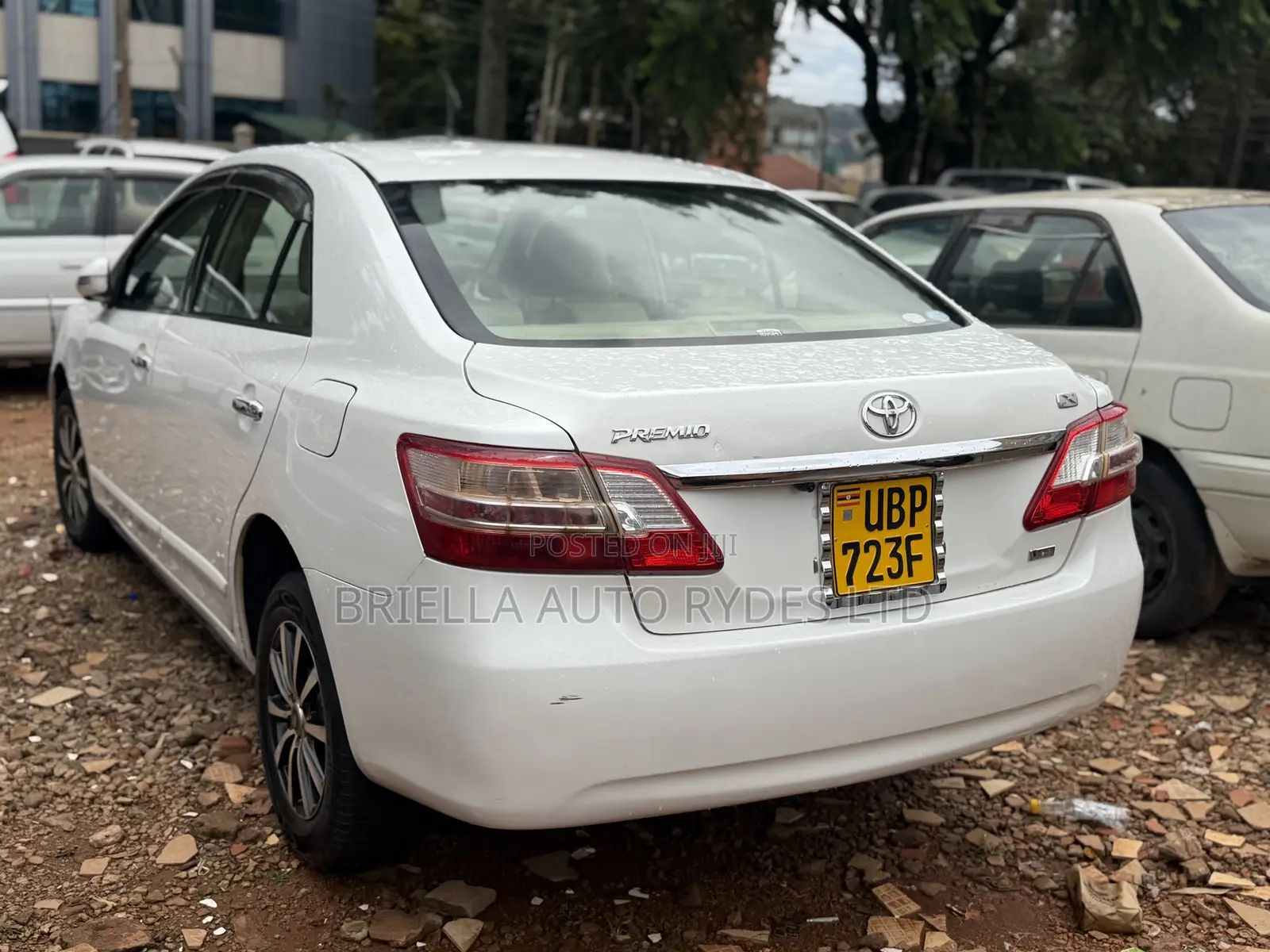 Toyota Premio 2011 White