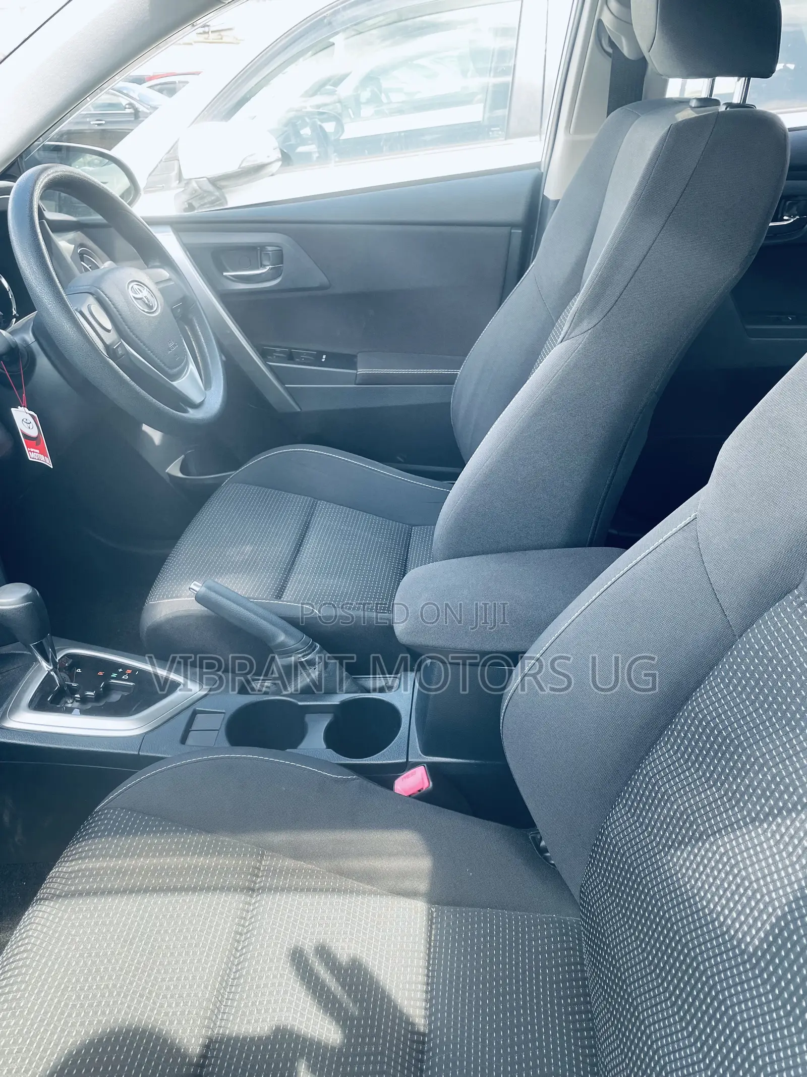 Toyota Auris 2014 Silver