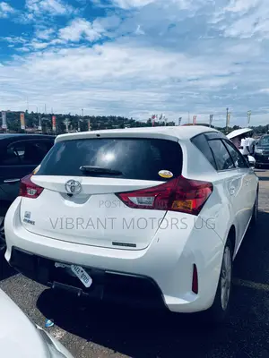Toyota Auris 2014 White
