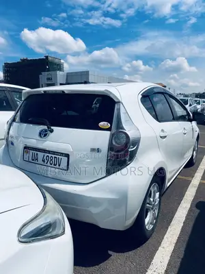 Toyota Aqua 2012 White