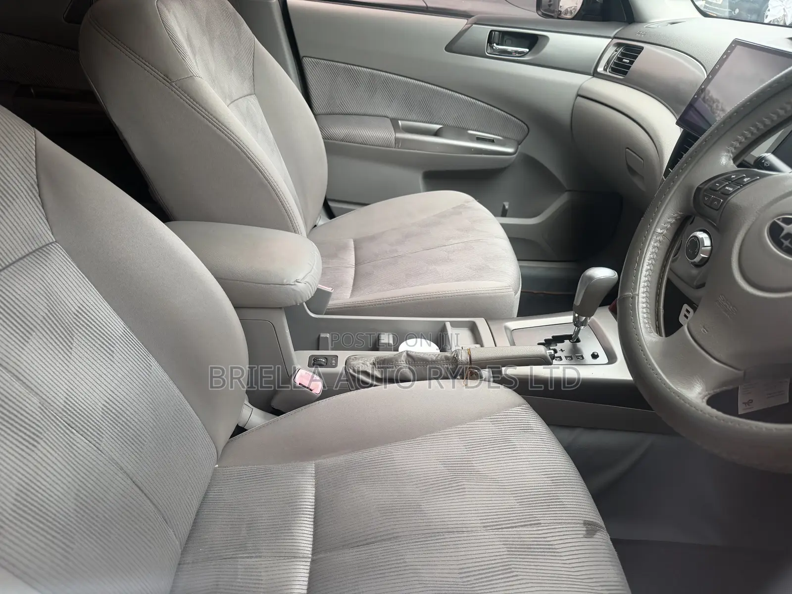 Subaru Forester 2011 Silver
