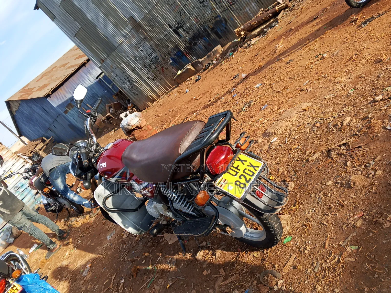 TVS HLX 125 2024 Red