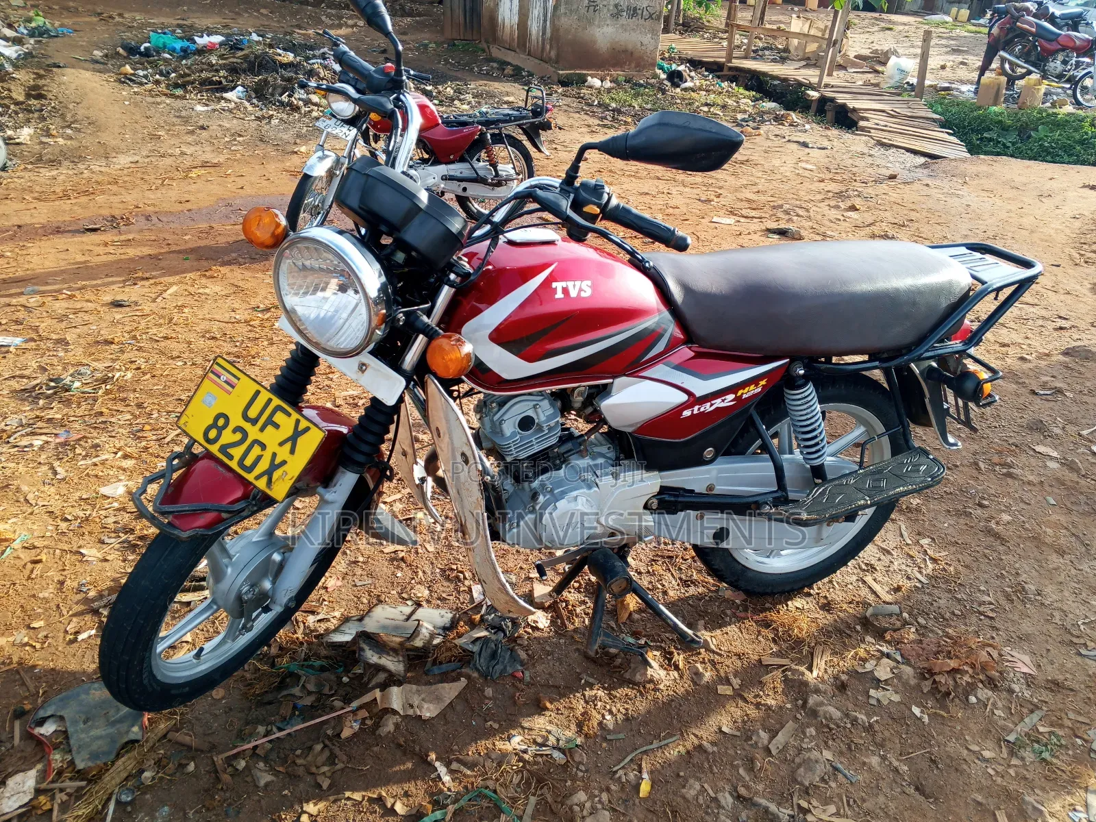 TVS HLX 125 2024 Red