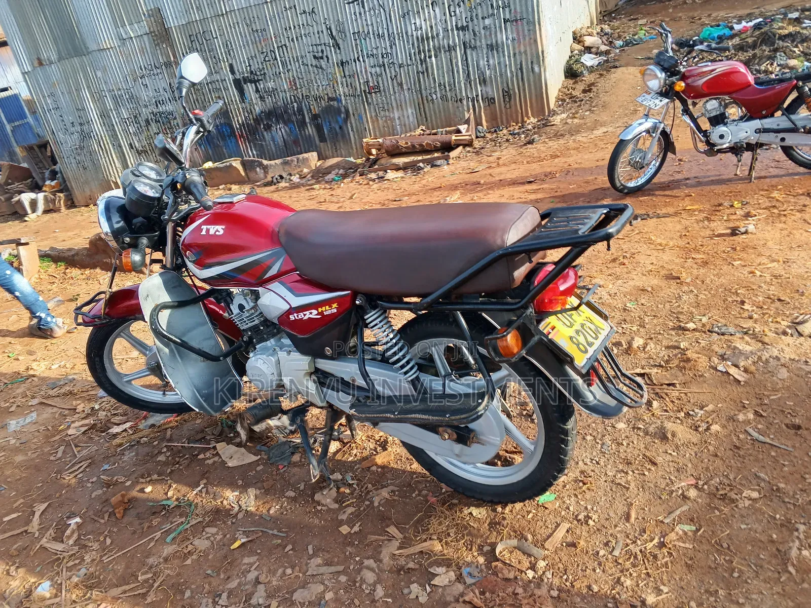 TVS HLX 125 2024 Red