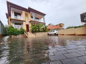 6bdrm Townhouse/Terrace in Kira Mulawa for sale