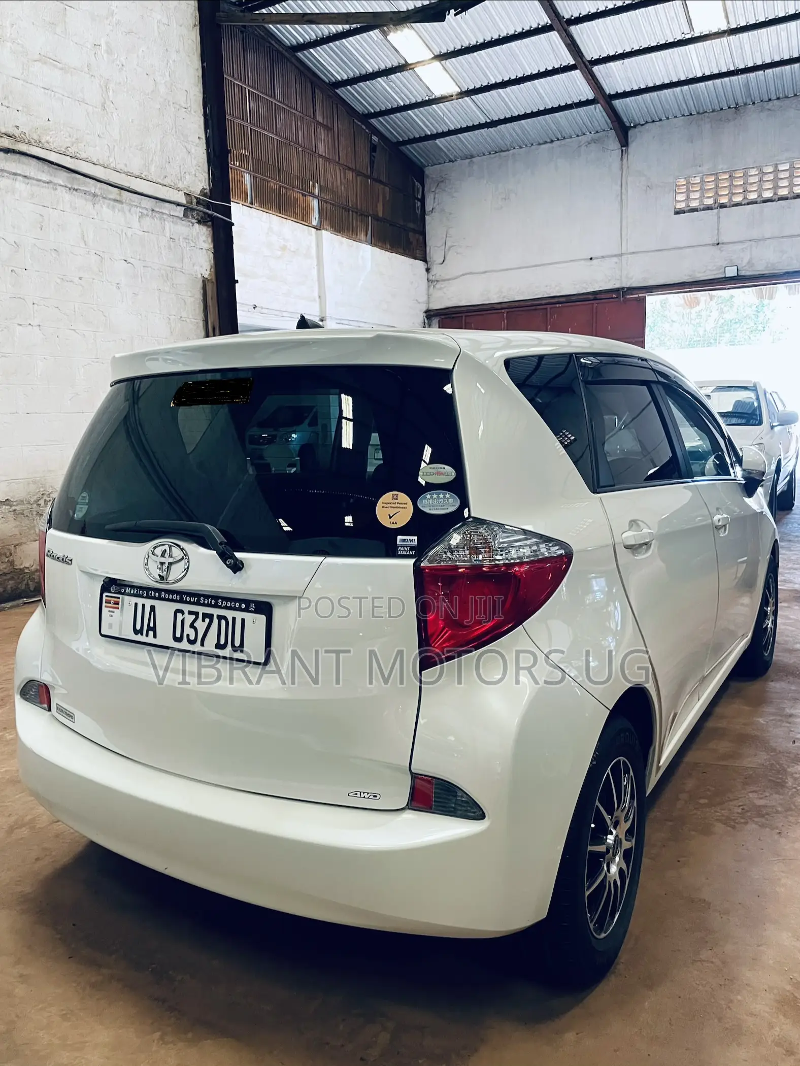 Toyota Ractis 1.5 FWD 2012 White