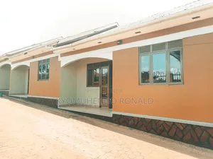 1bdrm Bungalow in Kisaasi, Nakawa for rent