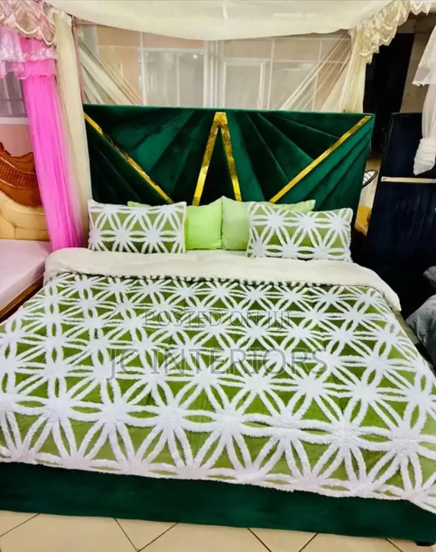 Duvet - Velvet, Woolen , Soft - 4pc