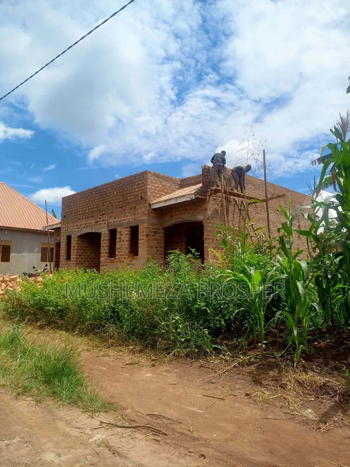 3bdrm House in Luwero TC for sale