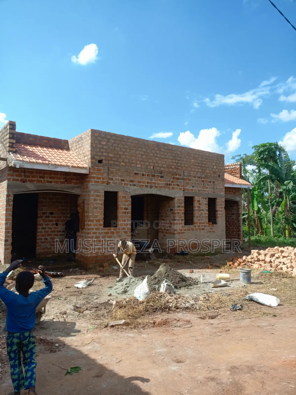 3bdrm House in Luwero TC for sale