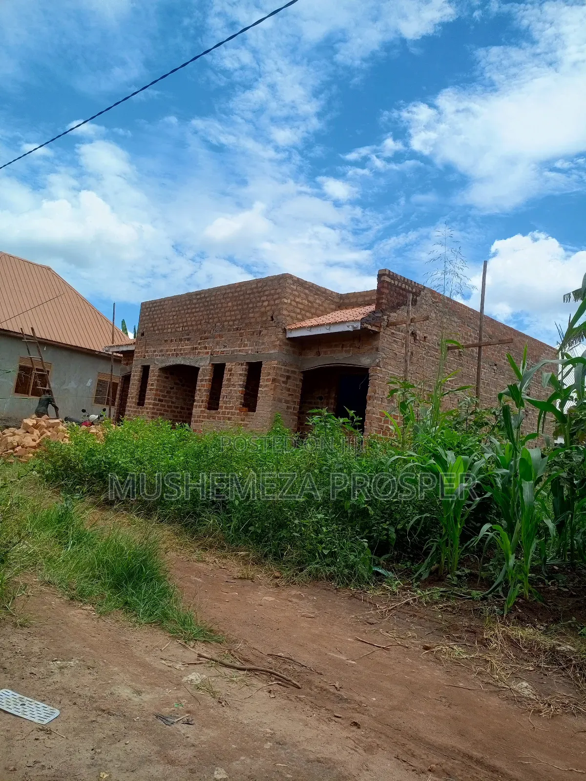 3bdrm House in Luwero TC for sale
