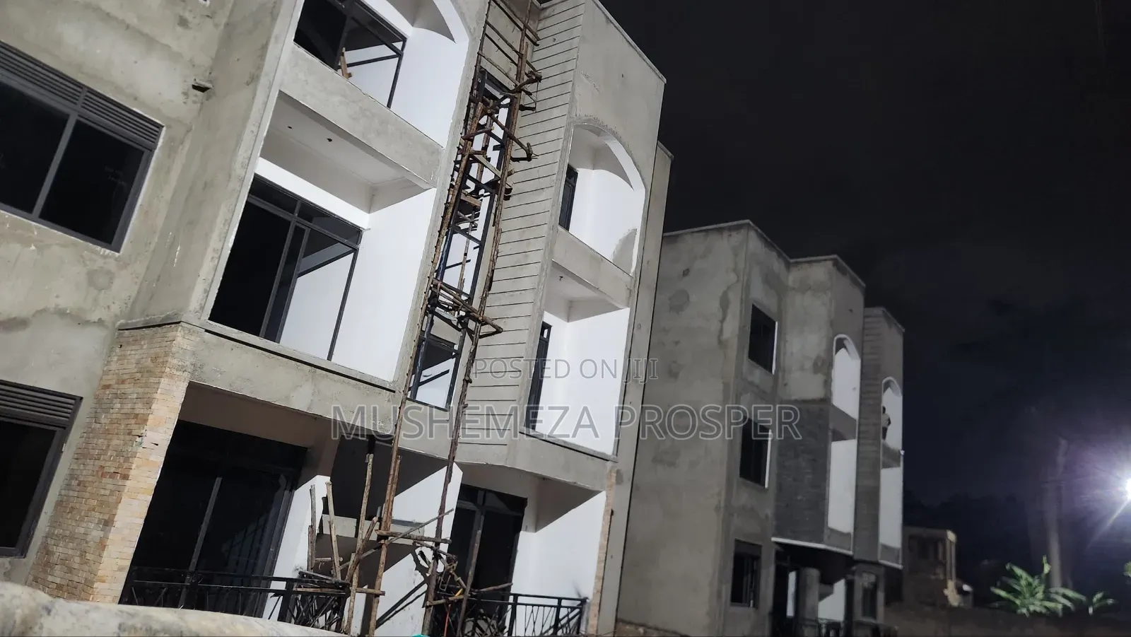 Furnished 6bdrm Block of Flats in Division A for sale