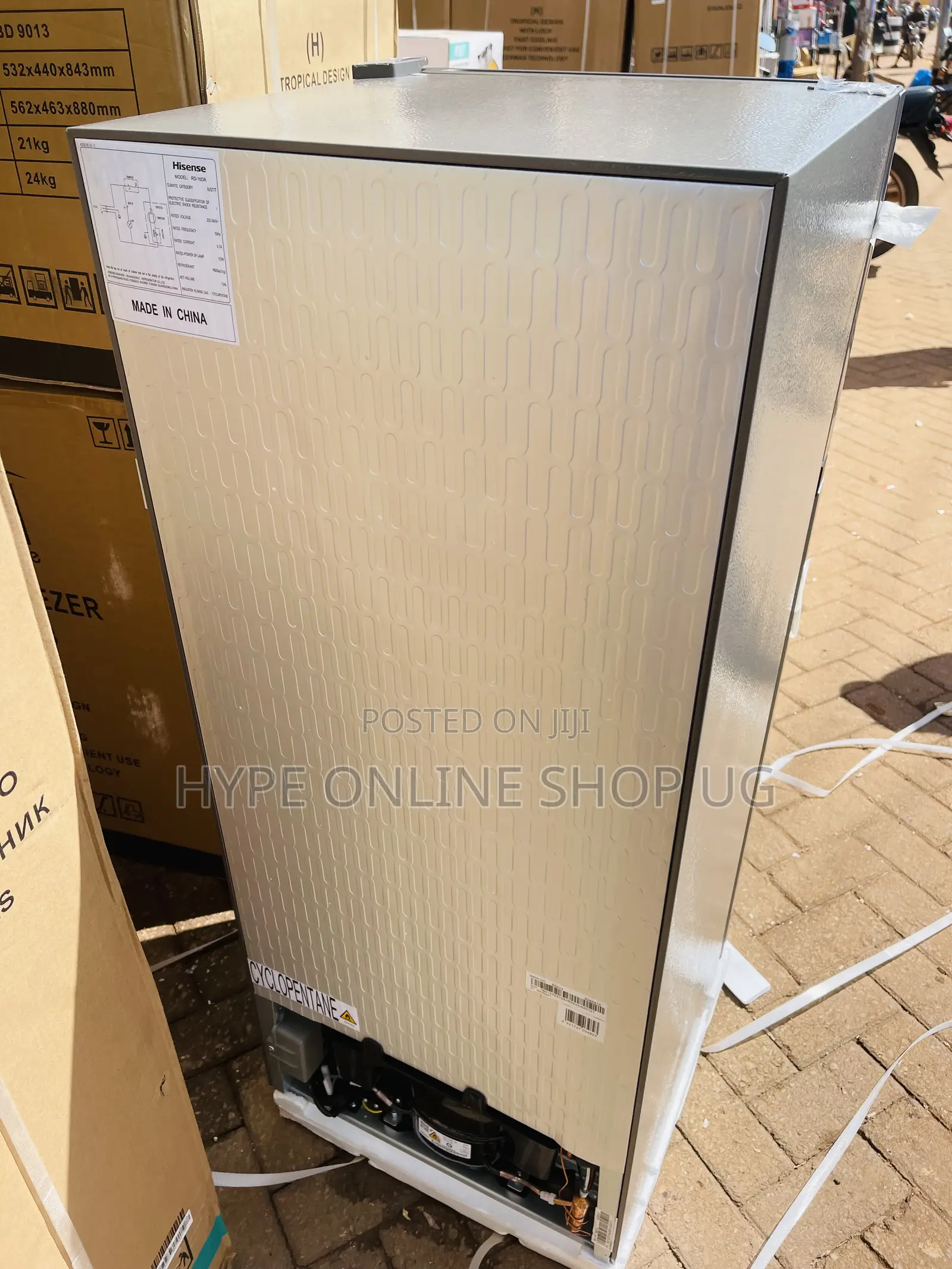Brandnew Hisense 160l Silver Double Door Refrigerator