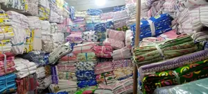 Simple Cotton 4*6 Bedsheets (A Pair)