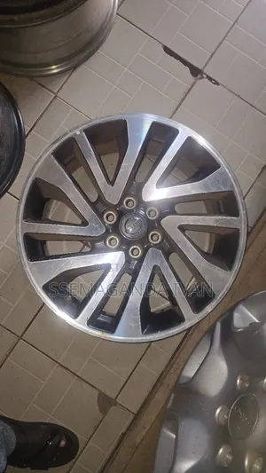 Nissan Navara Rim 18 Japan Used(Swaps Allowed)