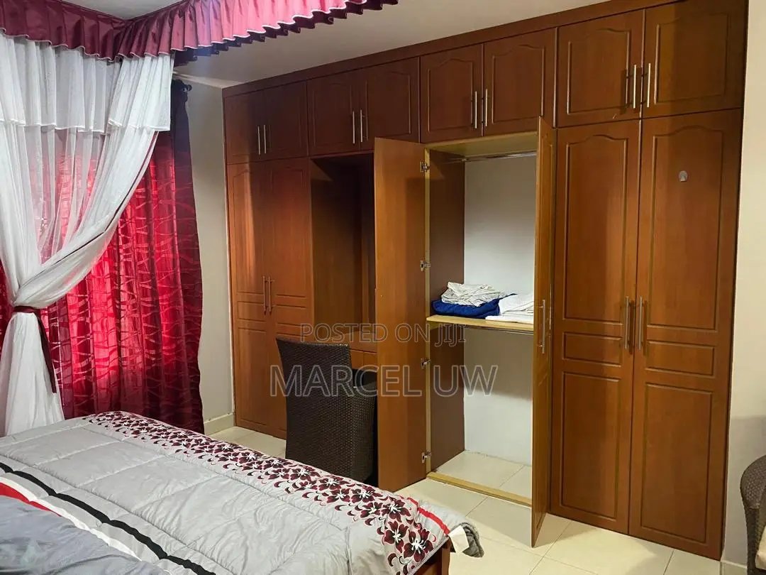 Furnished 4bdrm Apartment in Green Top Condos, Wakiso / Wakiso for rent
