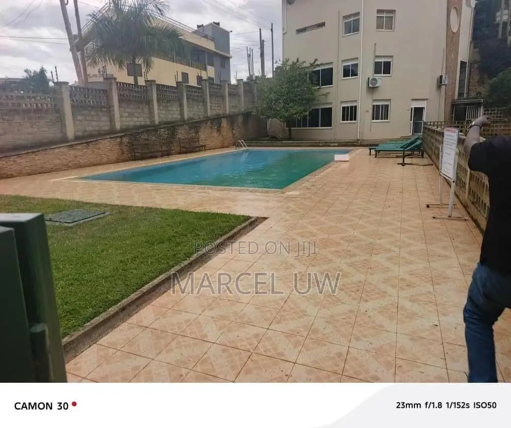 Furnished 4bdrm Apartment in Green Top Condos, Wakiso / Wakiso for rent
