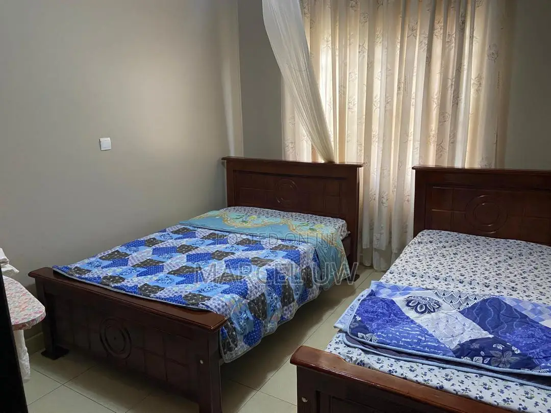 Furnished 4bdrm Apartment in Green Top Condos, Wakiso / Wakiso for rent