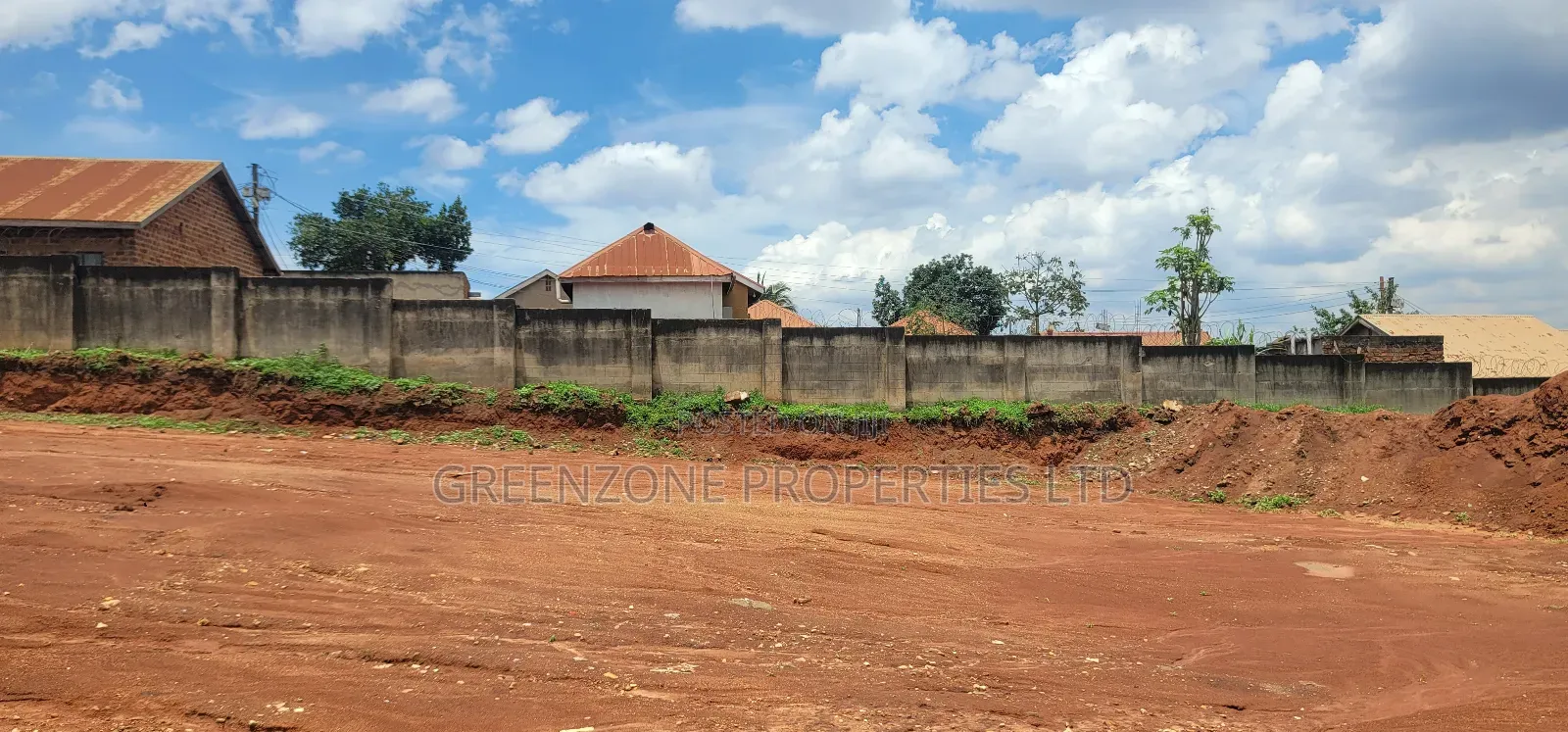 New Estate Najeera 15 Decimal Plots 220m