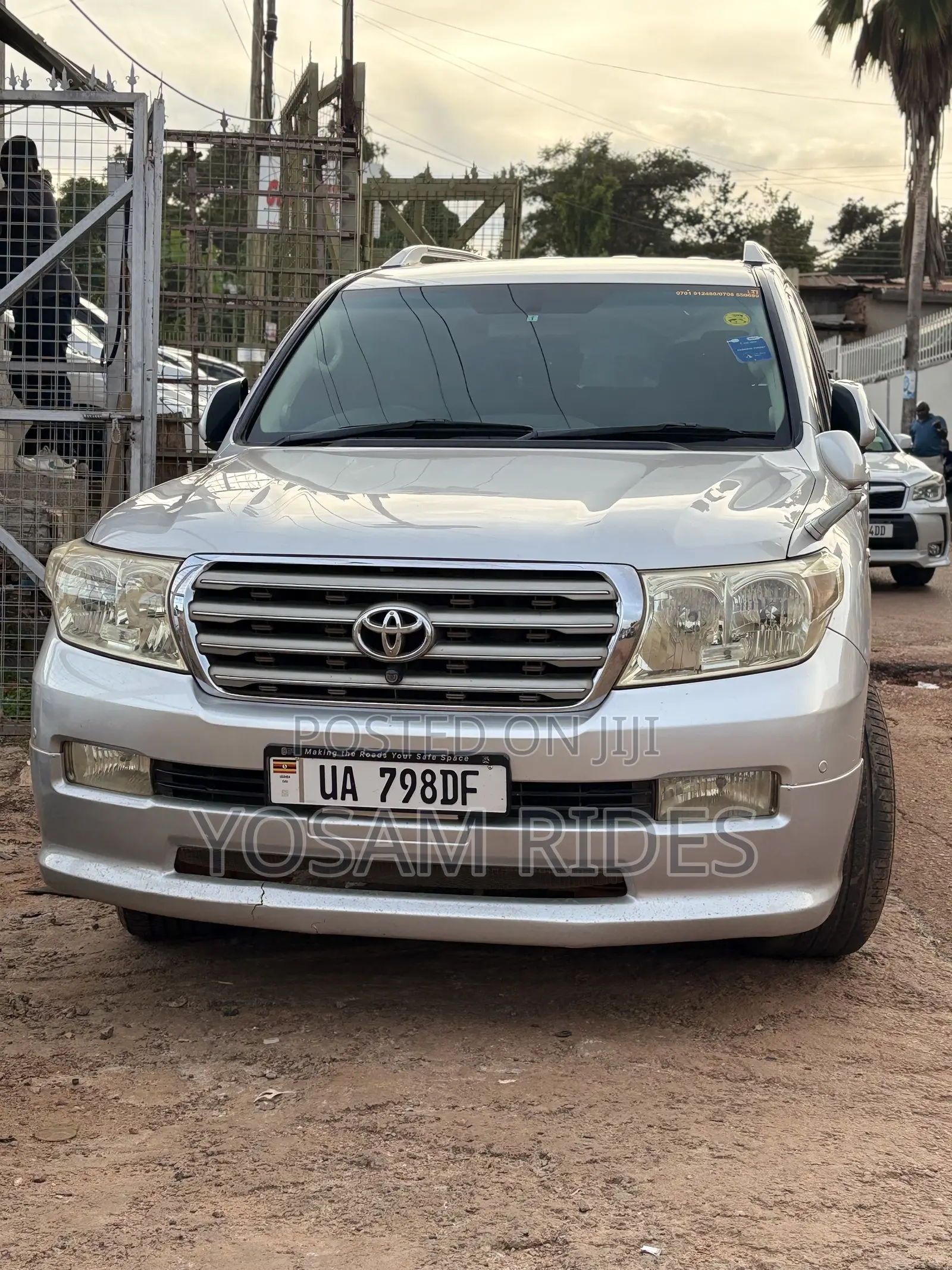 Toyota Land Cruiser 4.6 V8 ZX 2010 Silver