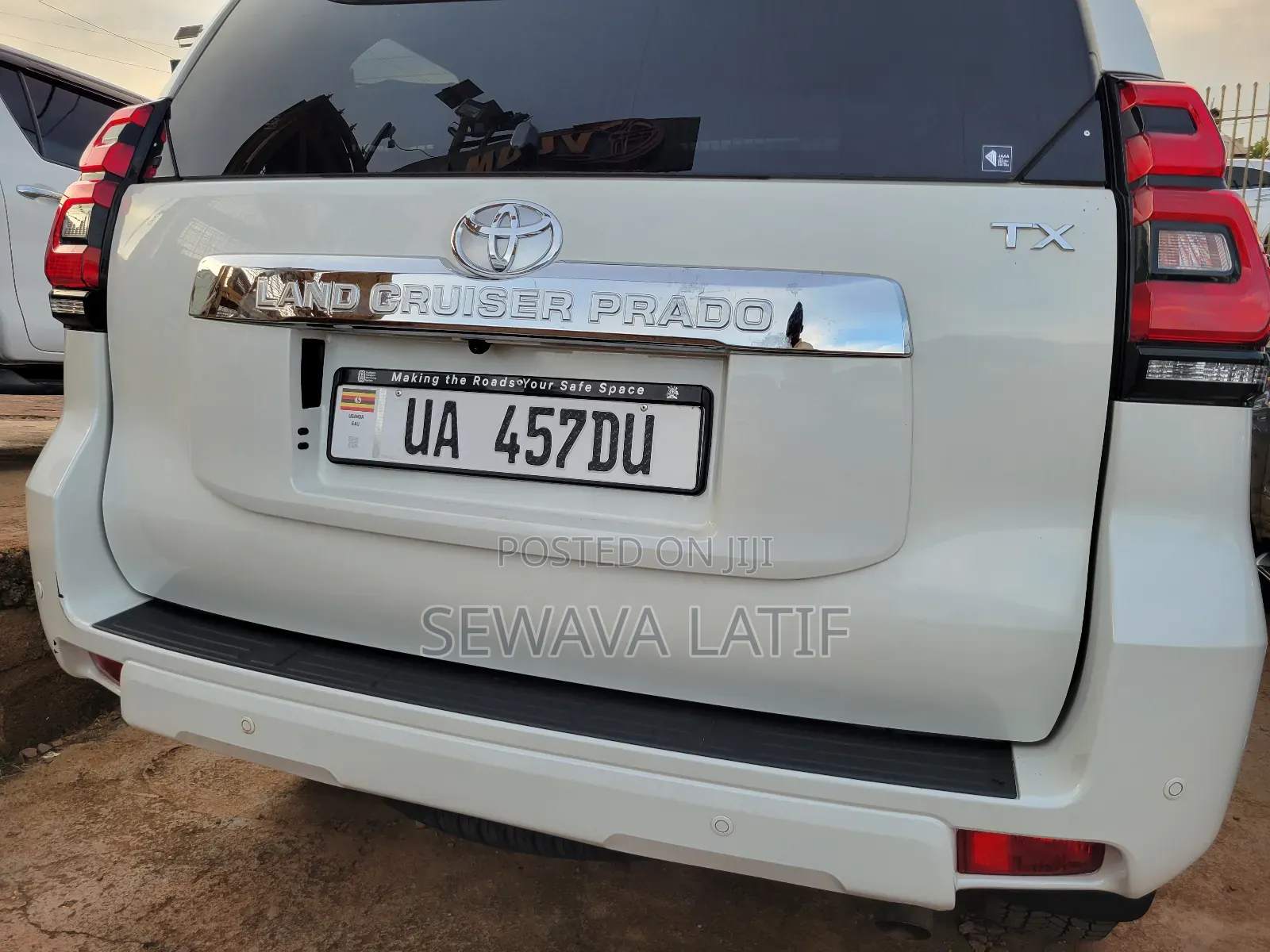 Toyota Land Cruiser Prado 2.8 2017 White