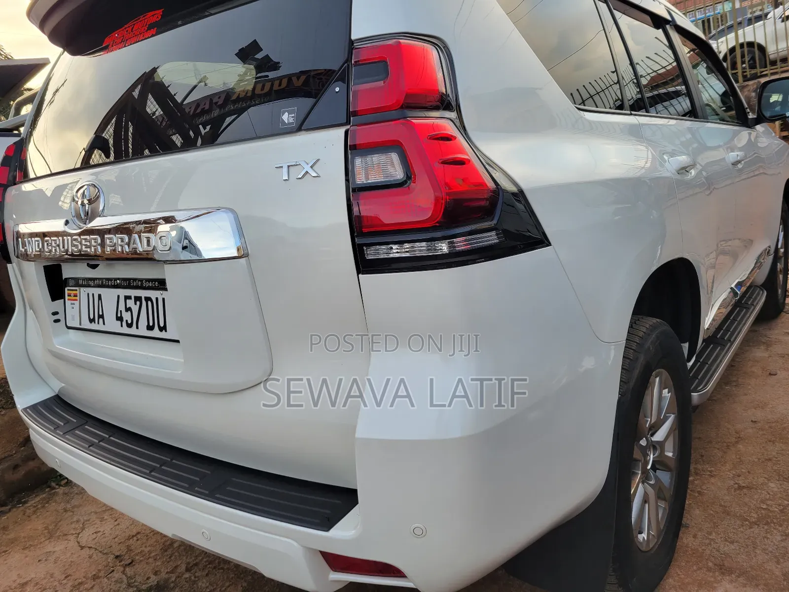 Toyota Land Cruiser Prado 2.8 2017 White