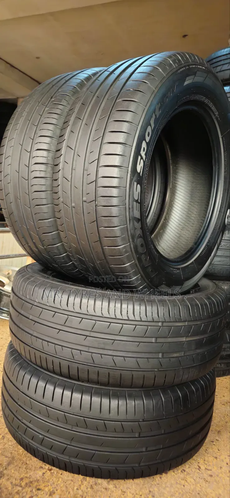 265 60 R18 Toyo Tires Choose Wat U Want but Toyo Is Also 1 of the Best