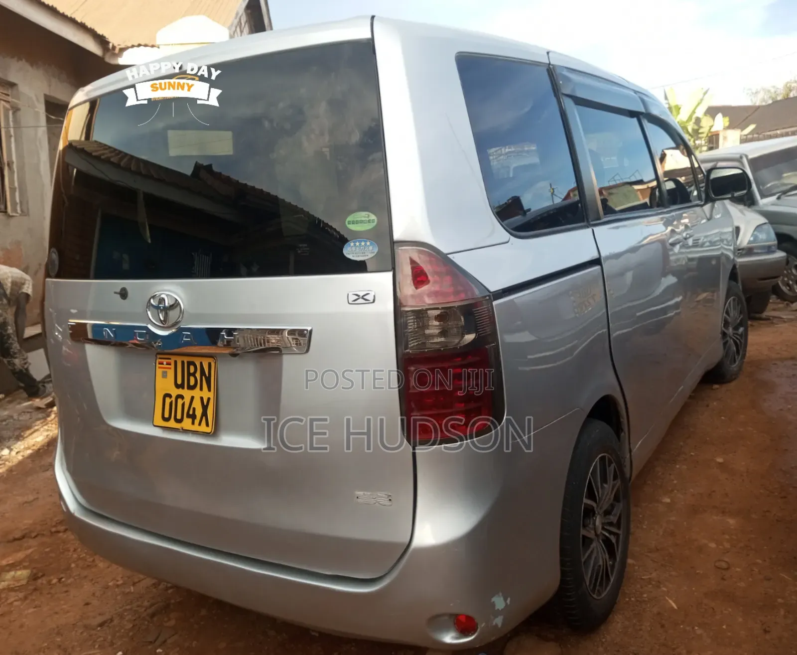 Toyota Noah 2010 Gray