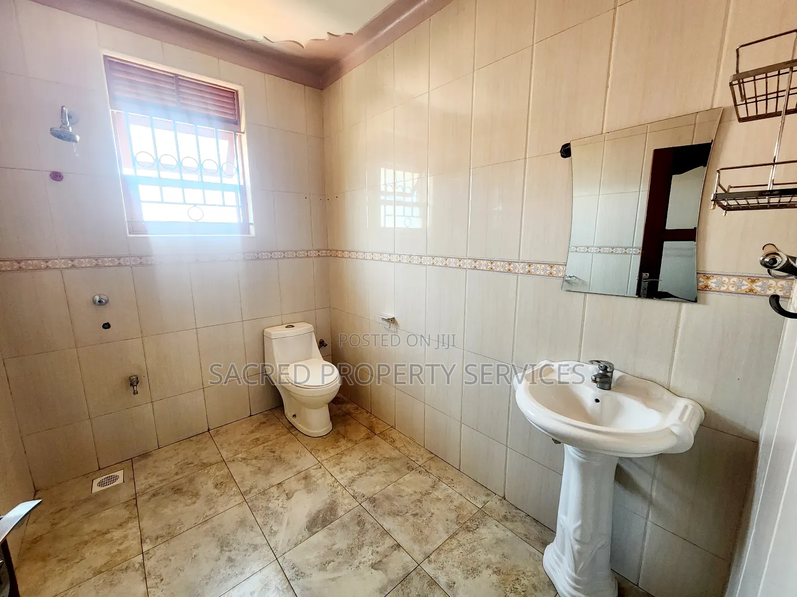 3bdrm Apartment in Najjera 2, Kira for rent
