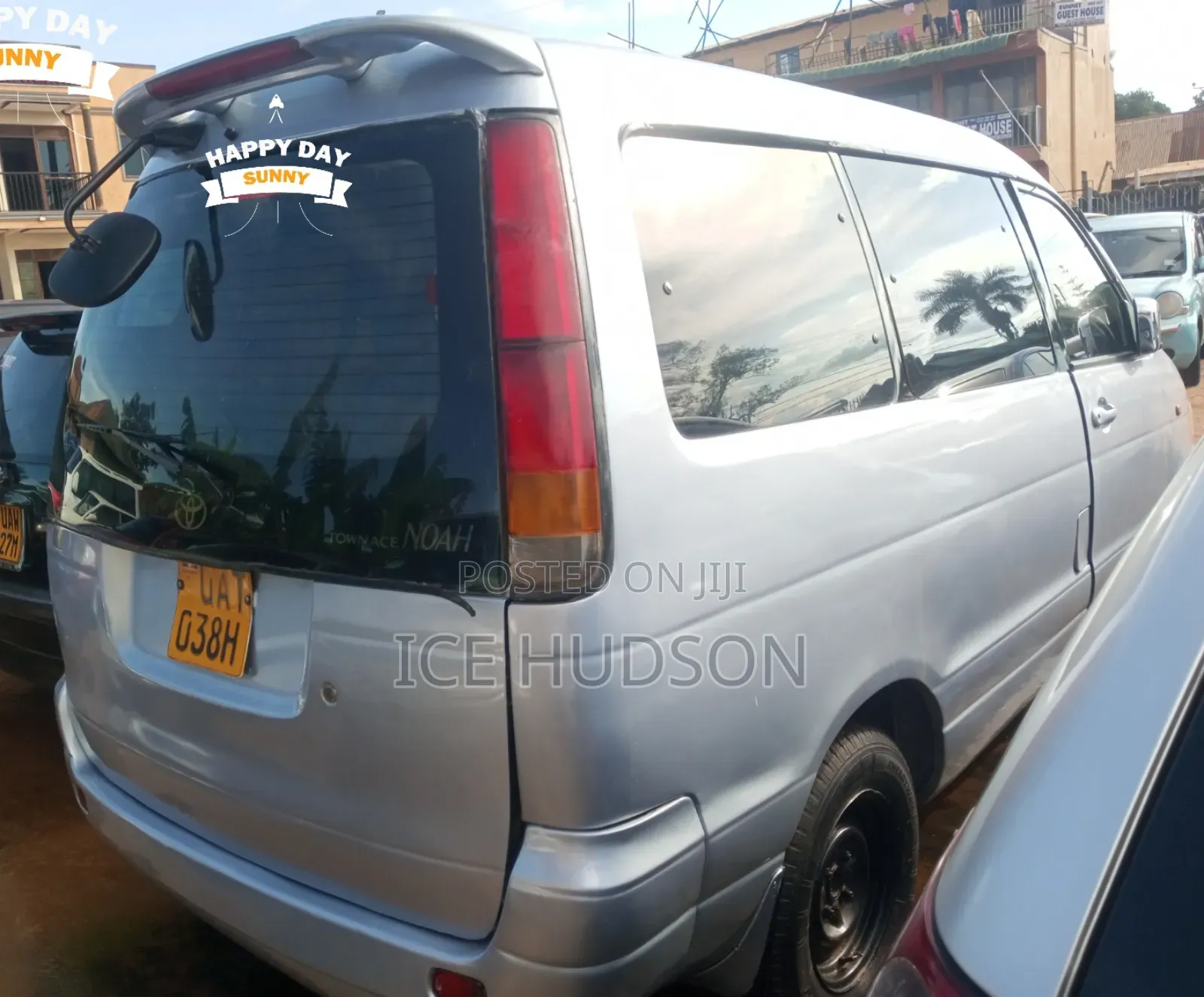 Toyota Noah 2001 Gray