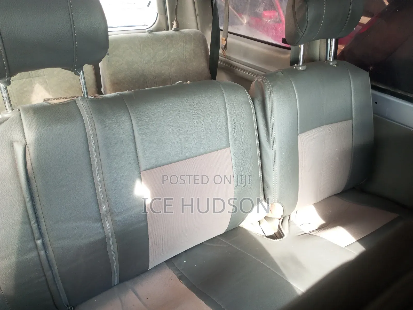 Toyota Noah 2001 Gray