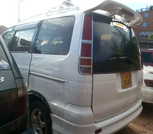 Toyota Noah 2002 White