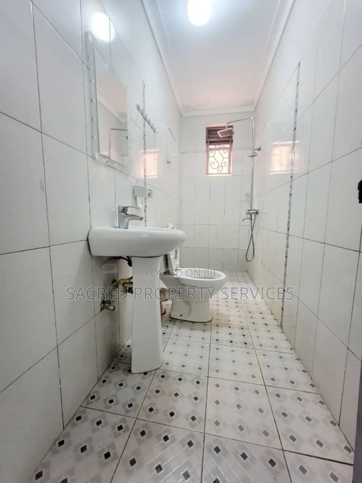 3bdrm Apartment in Kungu, Kawempe for rent
