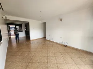 3bdrm Apartment in Kyanja Kungu Road, Kawempe for rent