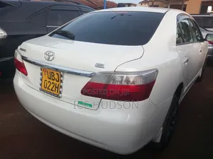 Toyota Premio 2008 White