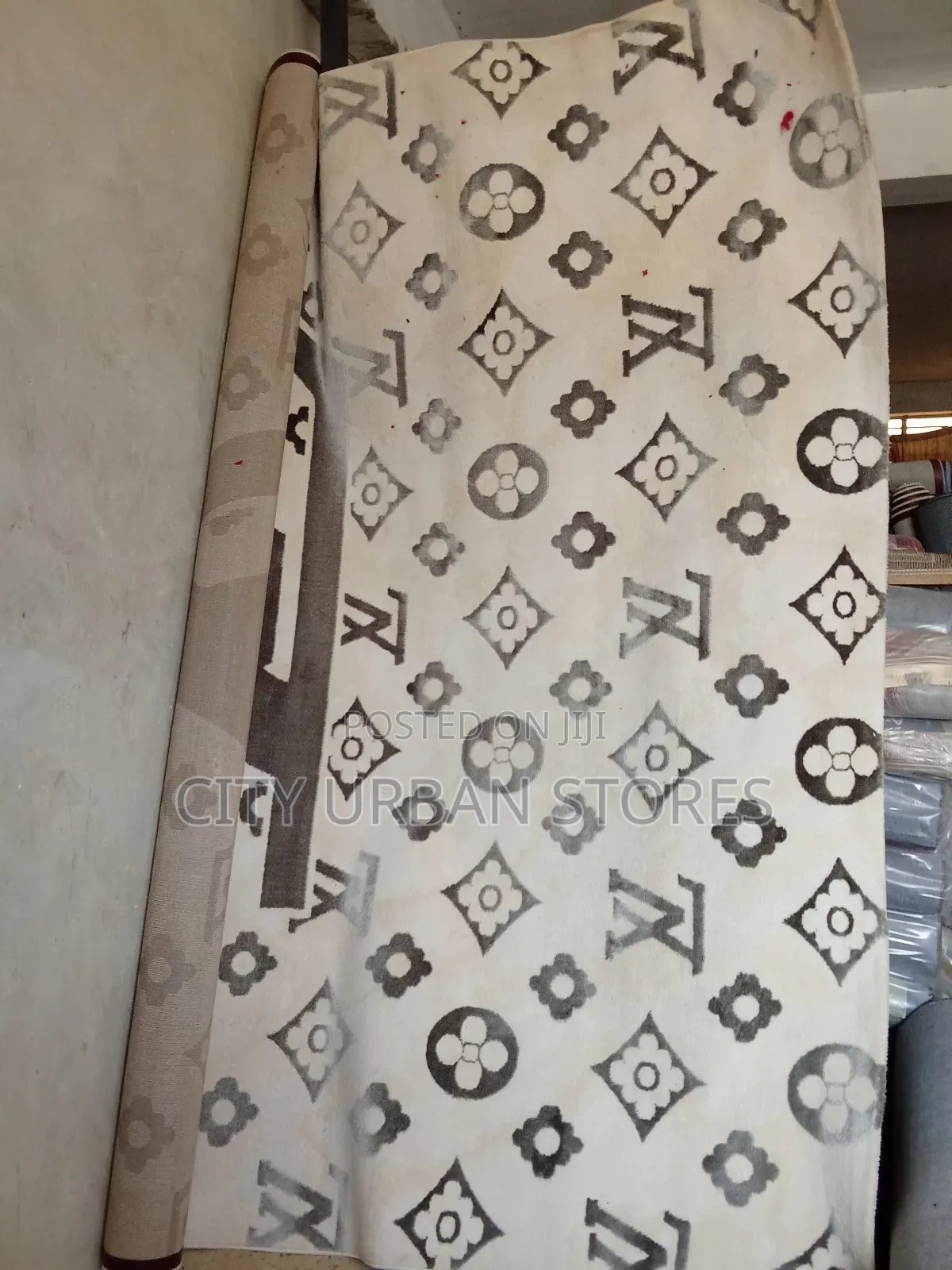 Extra Large Center Carpet