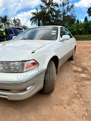 Toyota Mark II 2.0 RWD 2001 White